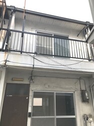 立花町３丁目テラスハウスの物件外観写真